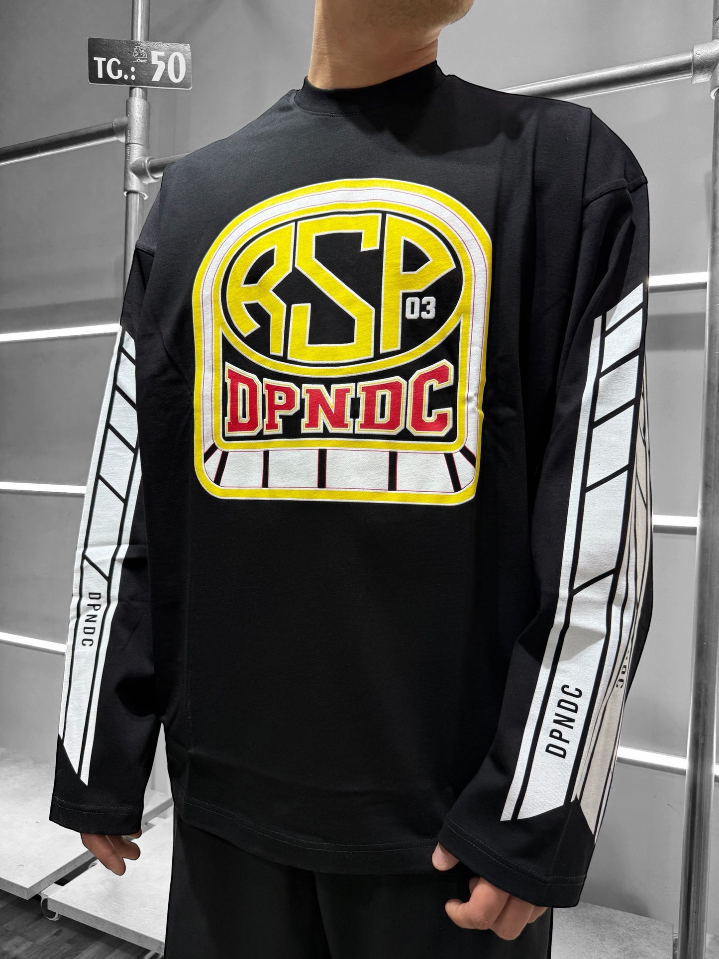 LONG SLEEVE DEPENDENCIA