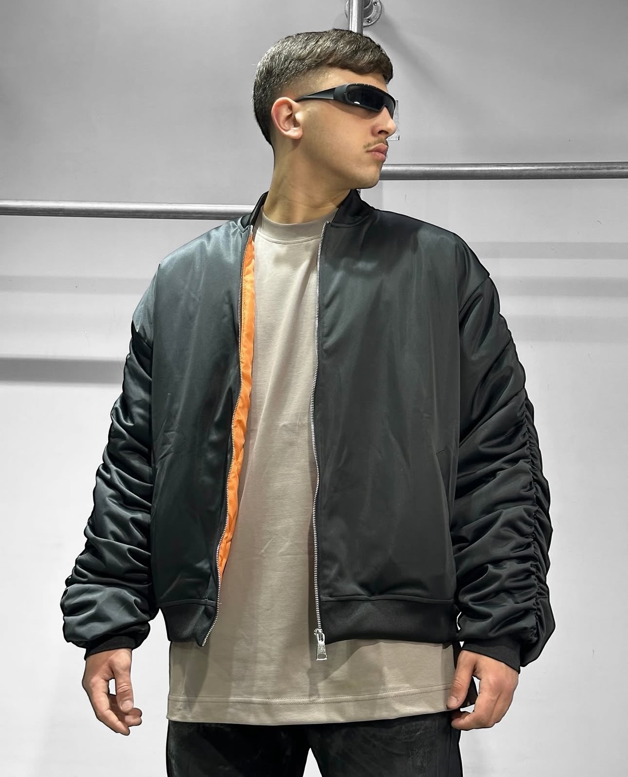 BOMBER DRAPPED TOKYO
