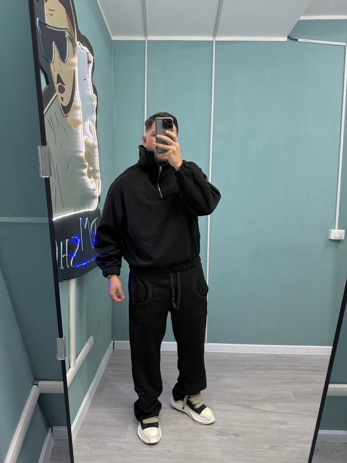 TUTA PREMIUM 3 COLORI