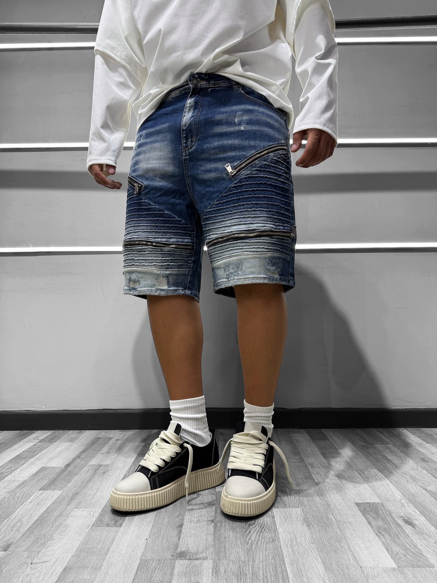 BERMUDA DENIM