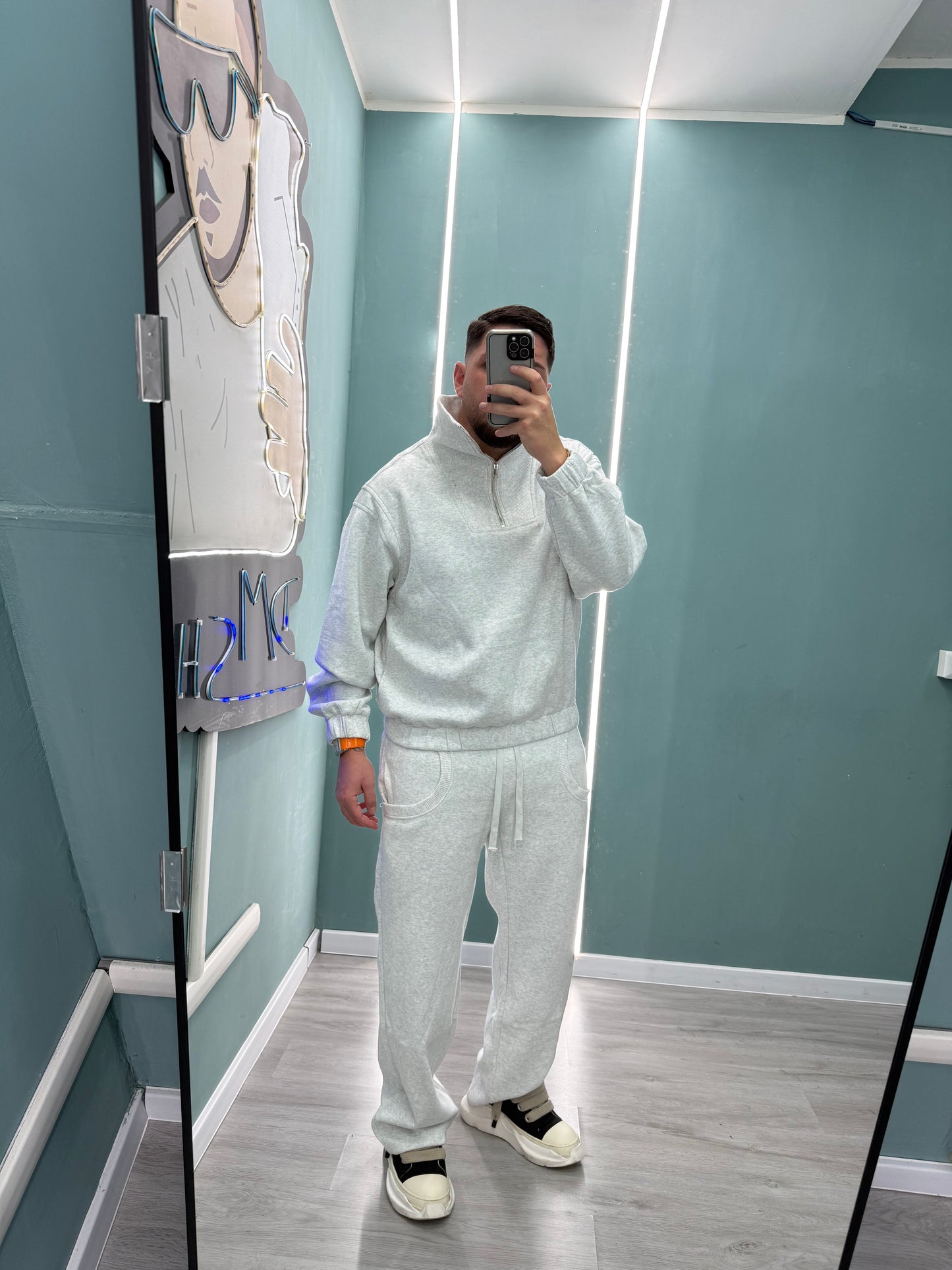 TUTA PREMIUM 3 COLORI