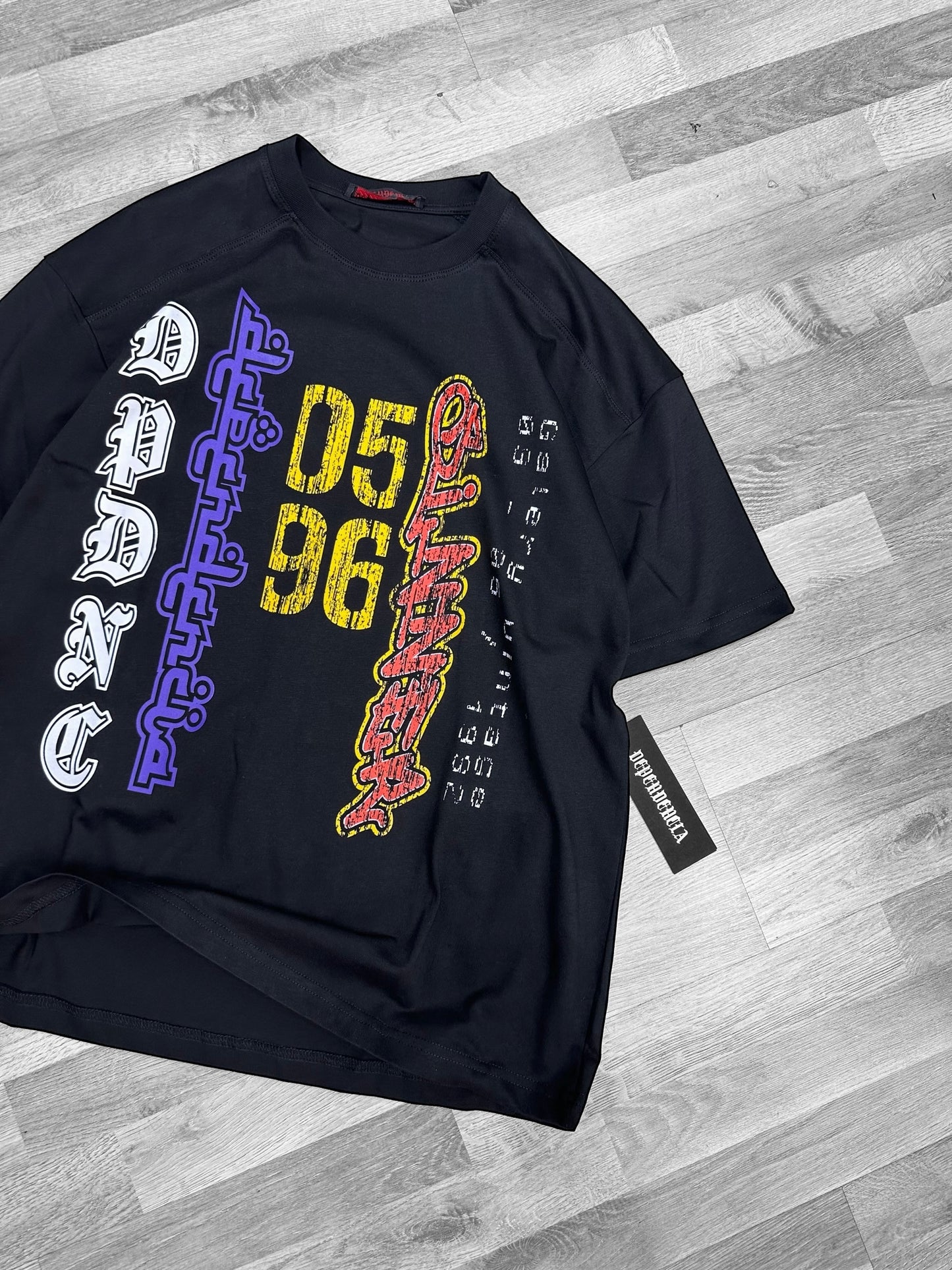 T-SHIRT DEPENDENCIA