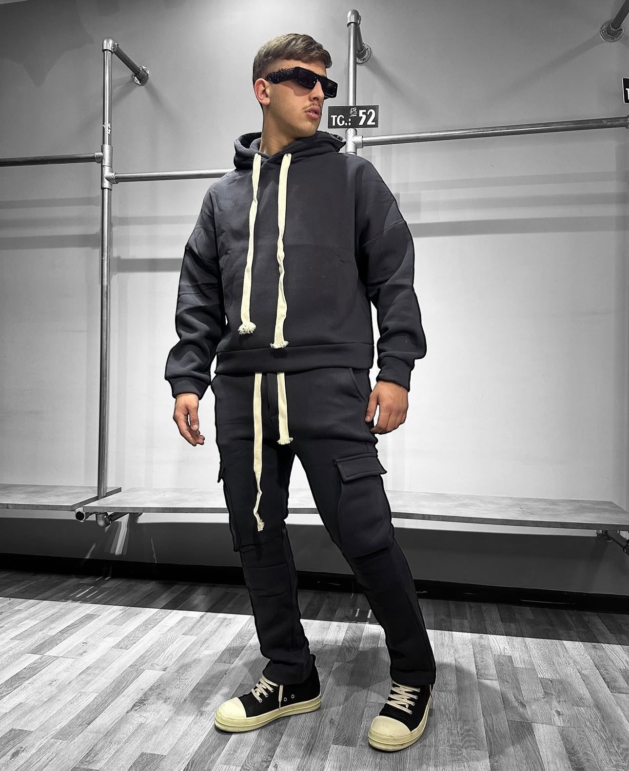 TRACKSUIT CARGO 3 COLORI