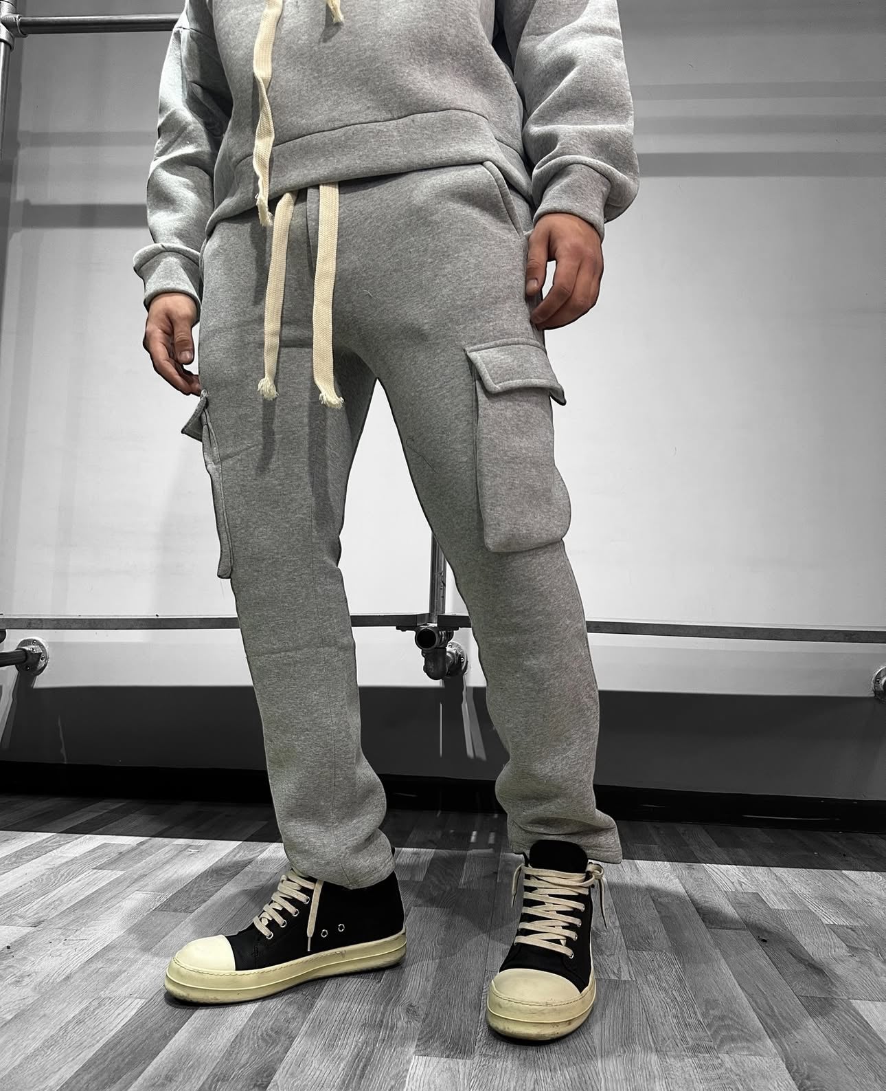 TRACKSUIT CARGO 3 COLORI