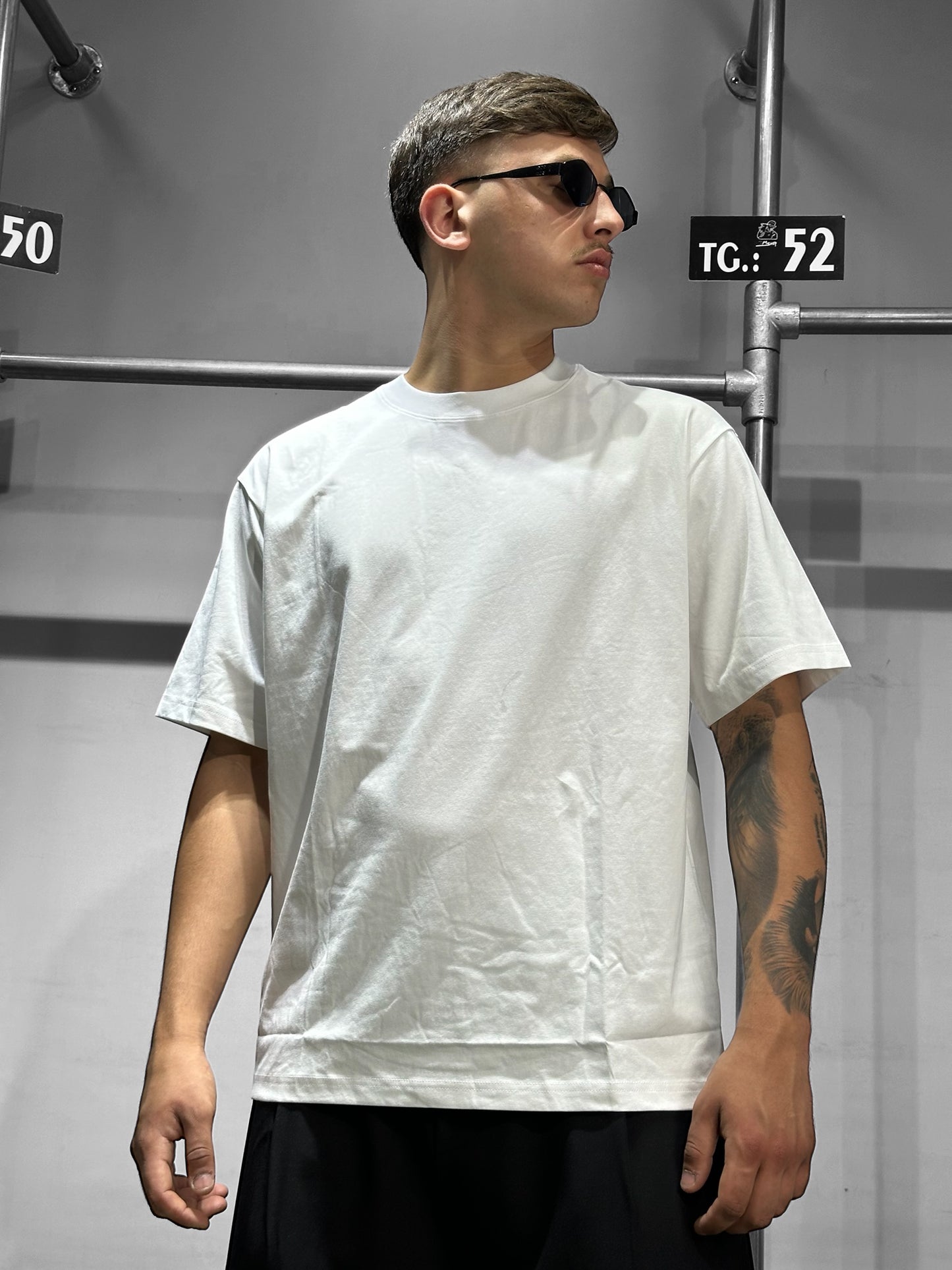T-SHIRT 3 COLORI